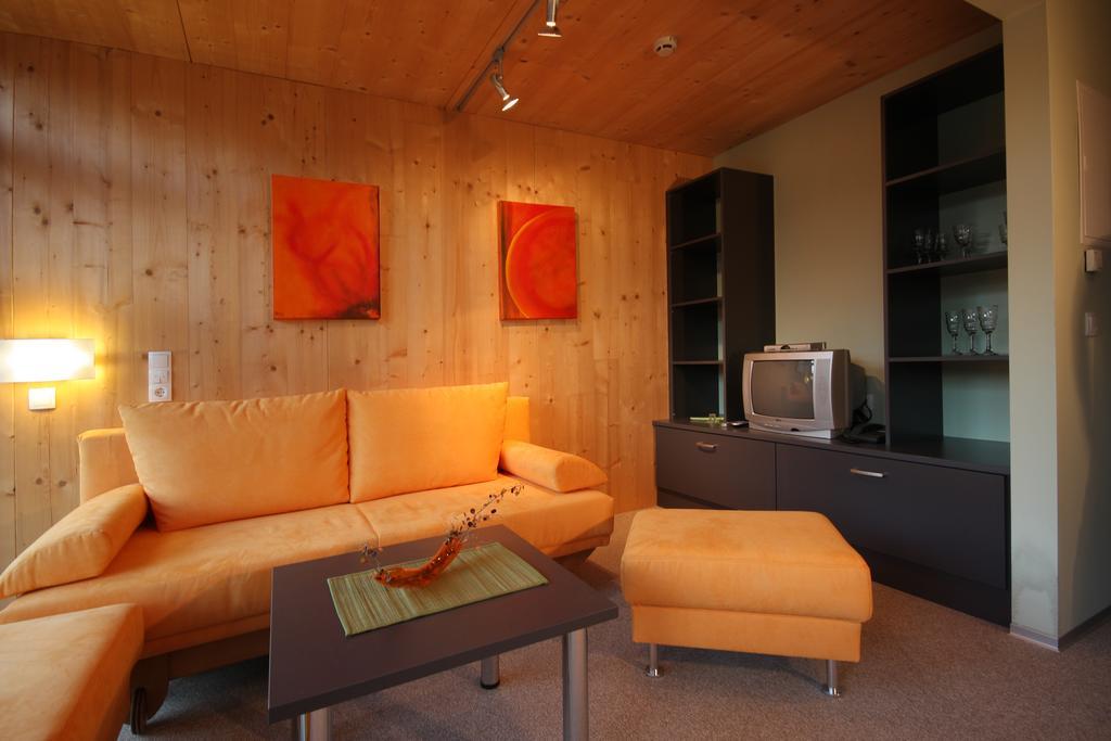 Aparthotel Oase Berta Bad Aussee Zimmer foto